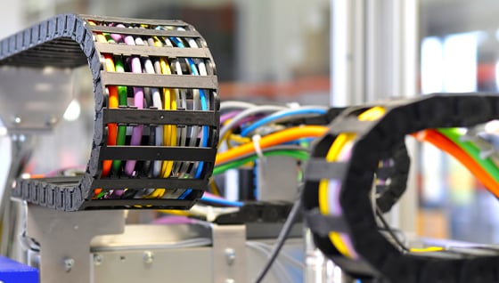 560x318_cable cat track and services